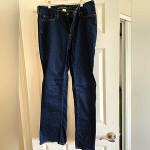 Eddie Bauer size.12 slightly curvy jean
